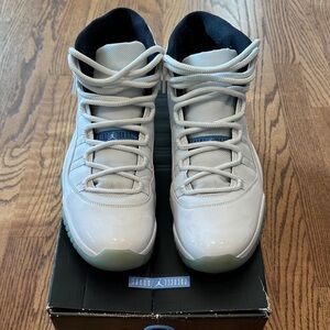 Nike Air Jordan 11 Retro